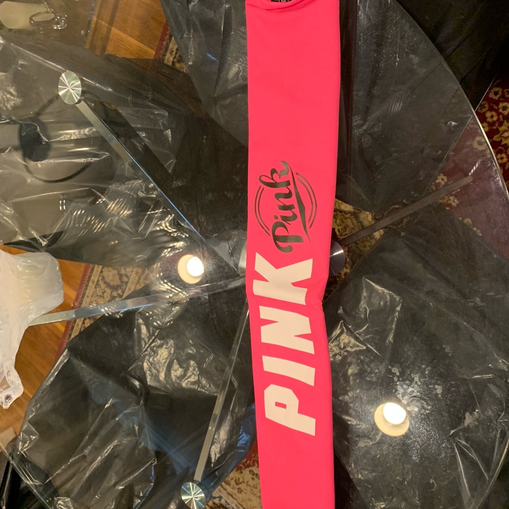 BNWT Pink Victoria's Secret Good Vibes Tube Cooler - Picture 5 of 7